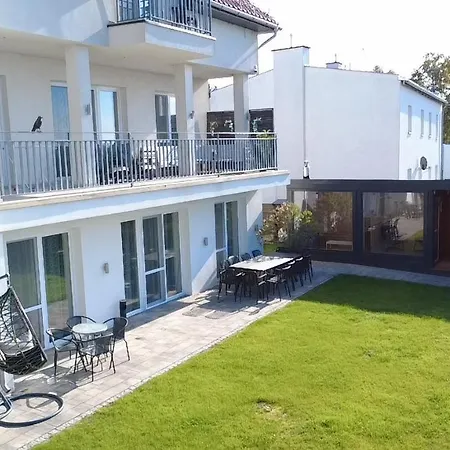 Villaryn Villa